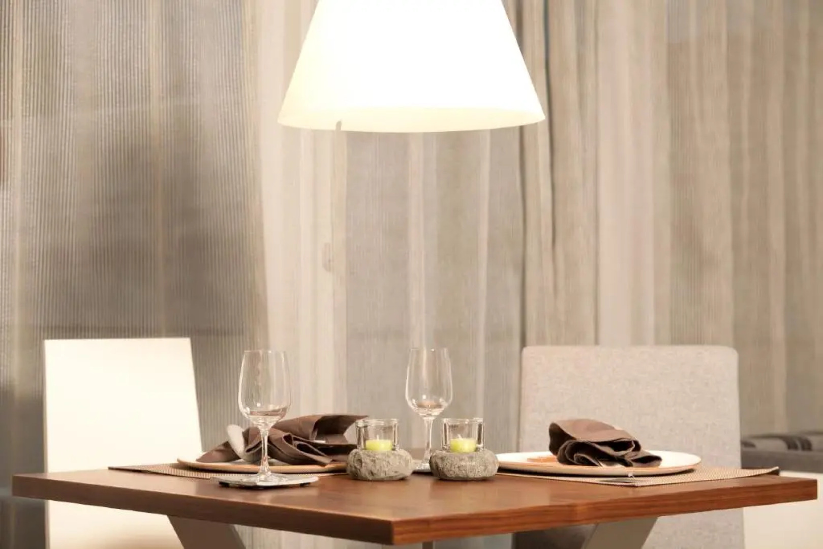 Hidalgo Suites & Restaurant