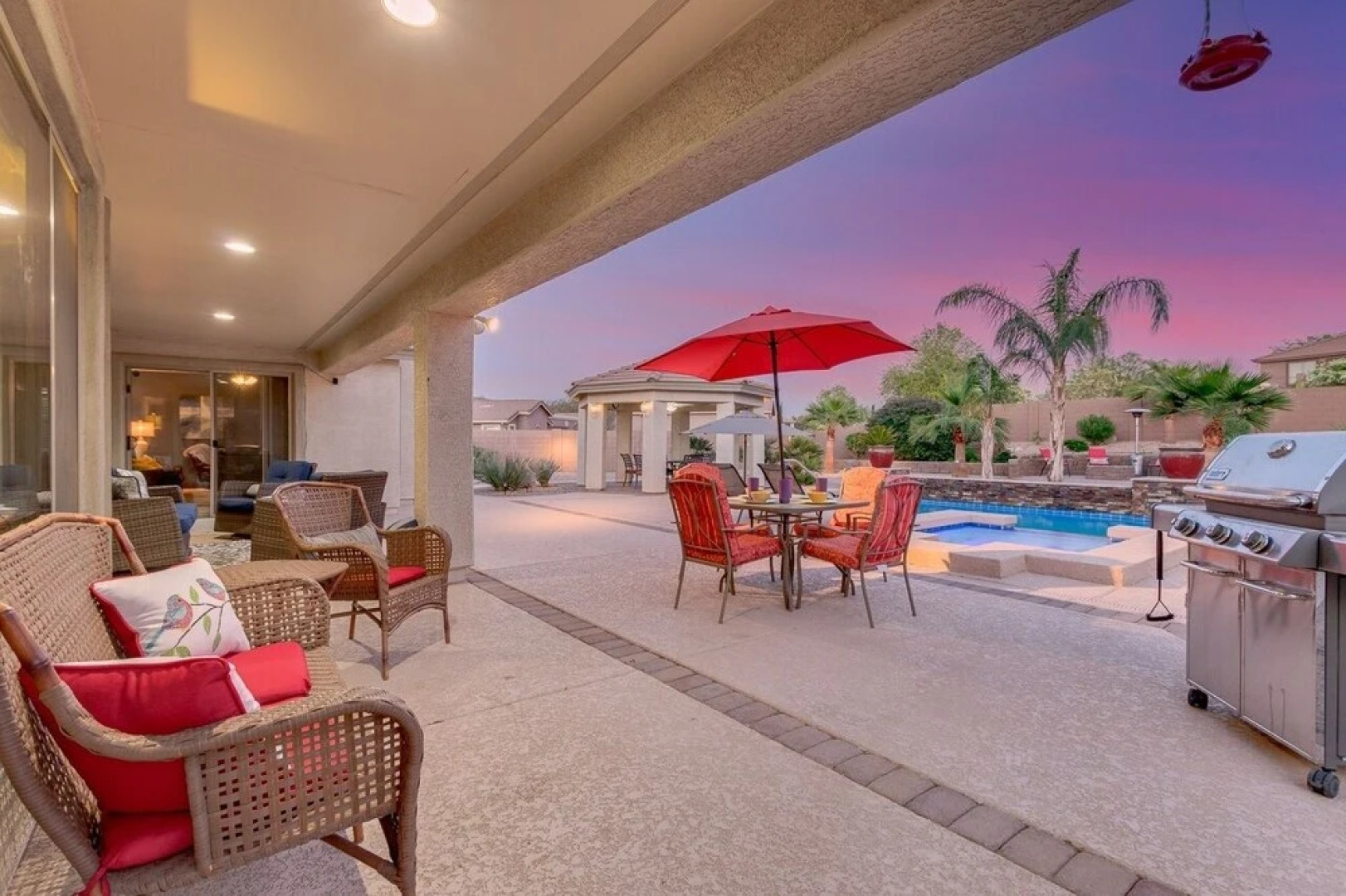 Oasis in The Desert! 5 Bedrooms, 3 Baths, Heated Resort Pool and Spa! Separate Casita! by Redawning