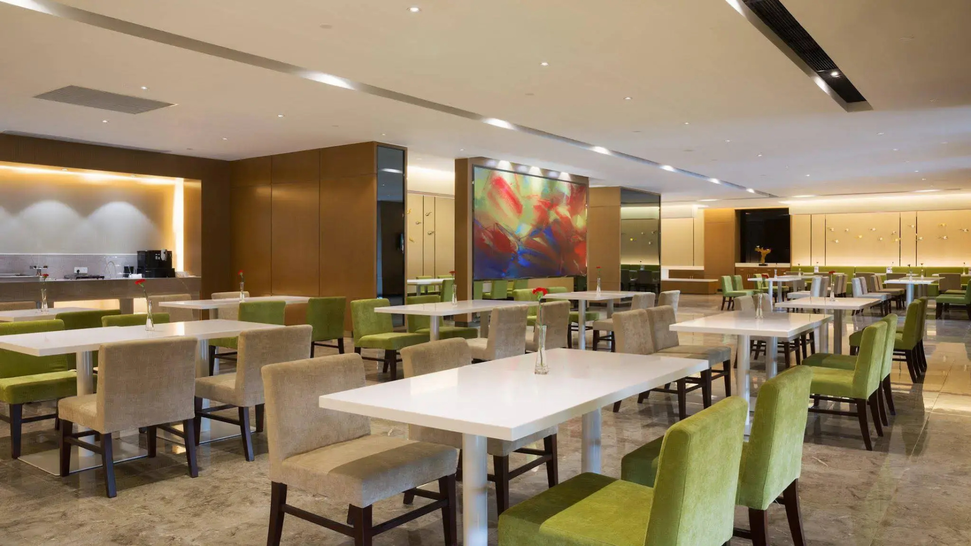 Holiday Inn Express Shanghai New Jinqiao by IHG