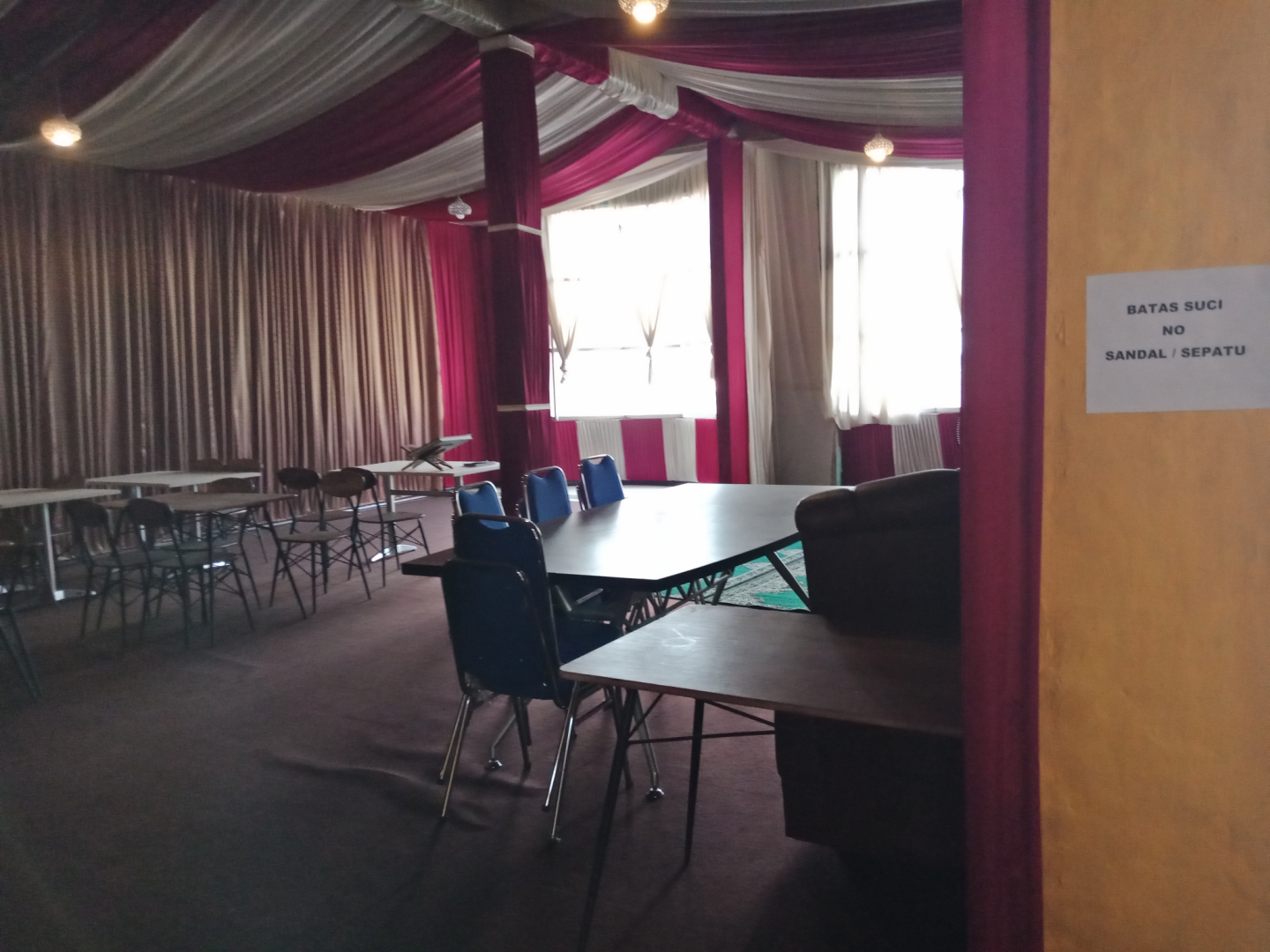 OYO 2574 Z Suites Hotel