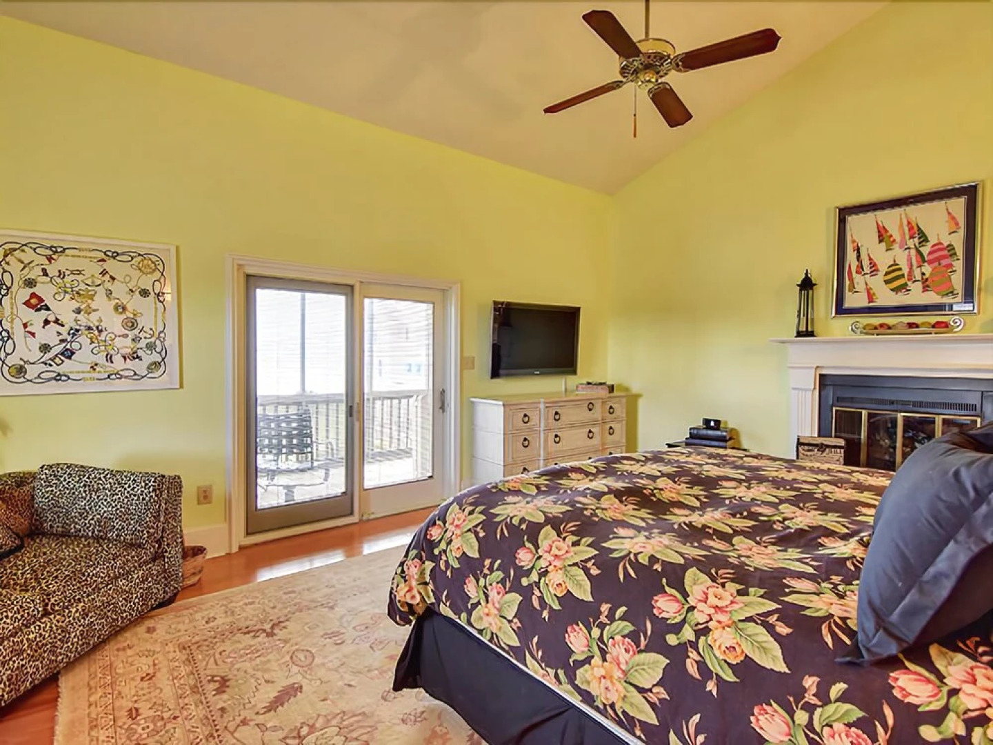 120 We Shell Sea 8 Br Home by RedAwning