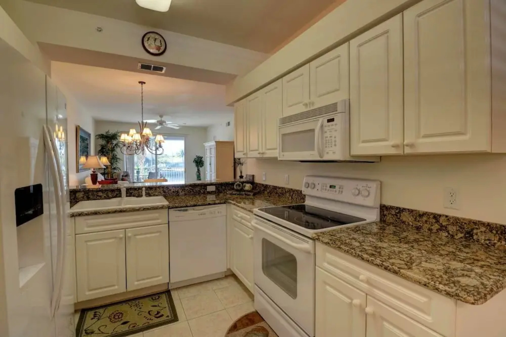 16655 Lake Circle Dr #825