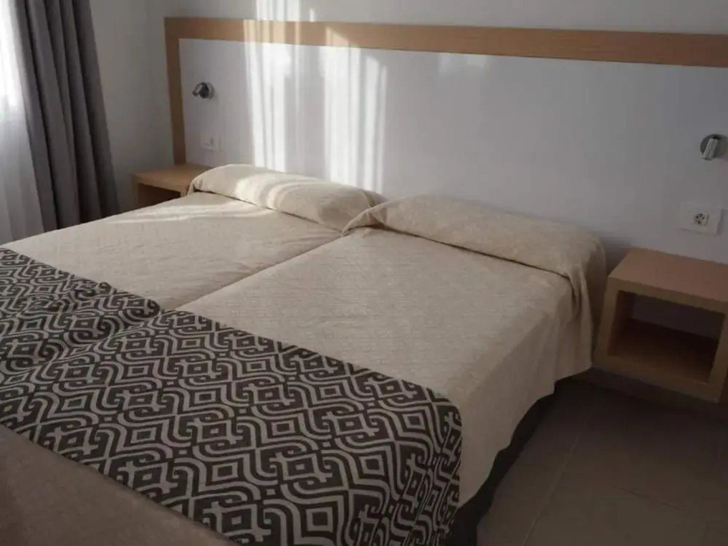 Apartment Tenerife Near Sea & Pool