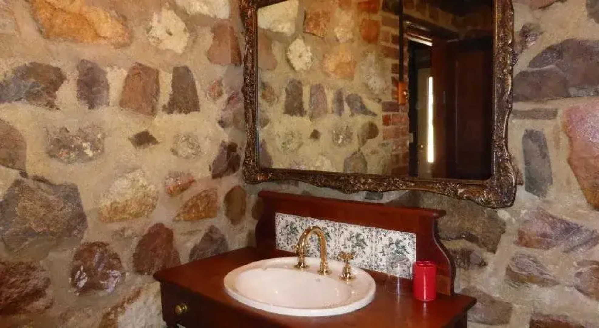 Barossa Barn Bed and Breakfast