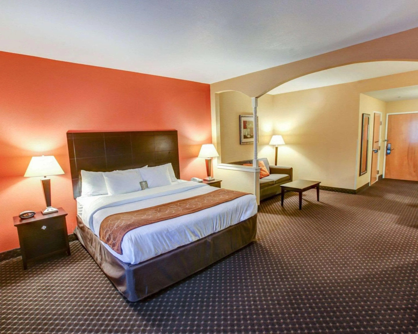 Comfort Suites At Rivergate Mall