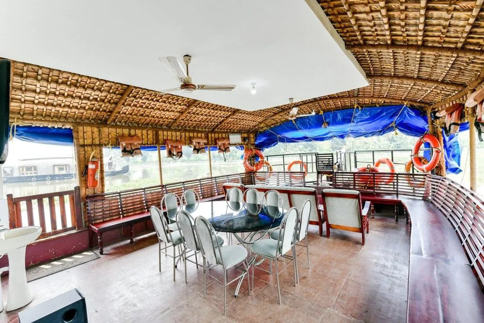 OYO 23103 Houseboat Ganga 5bhk Deluxe