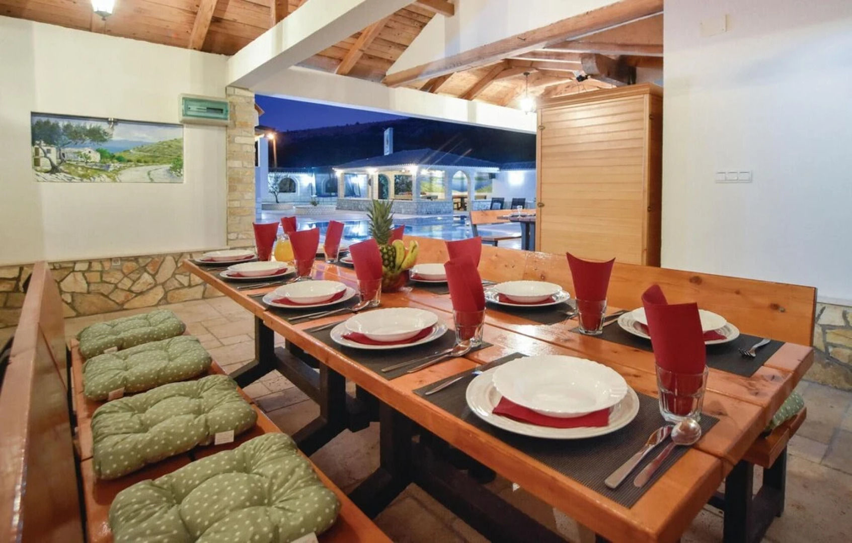 Awesome Home in Seget Gornji With Sauna, Wifi and 8 Bedrooms