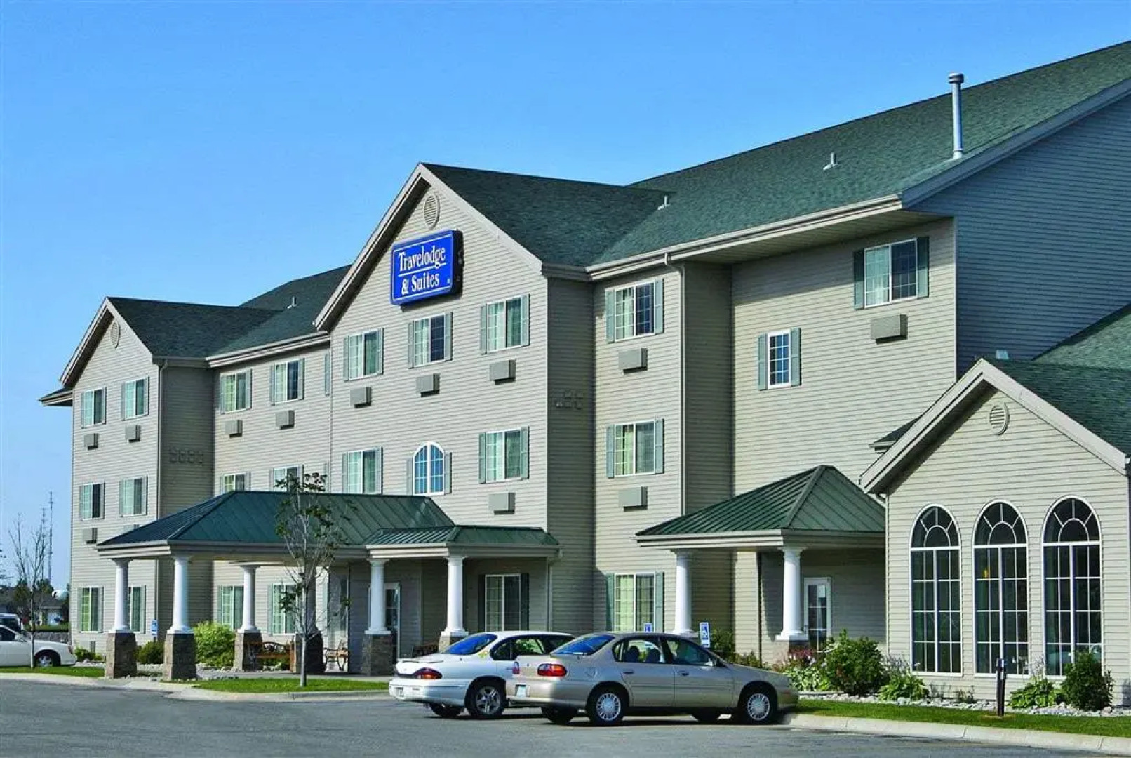 Travelodge & Suites by Wyndham Fargo/Moorhead