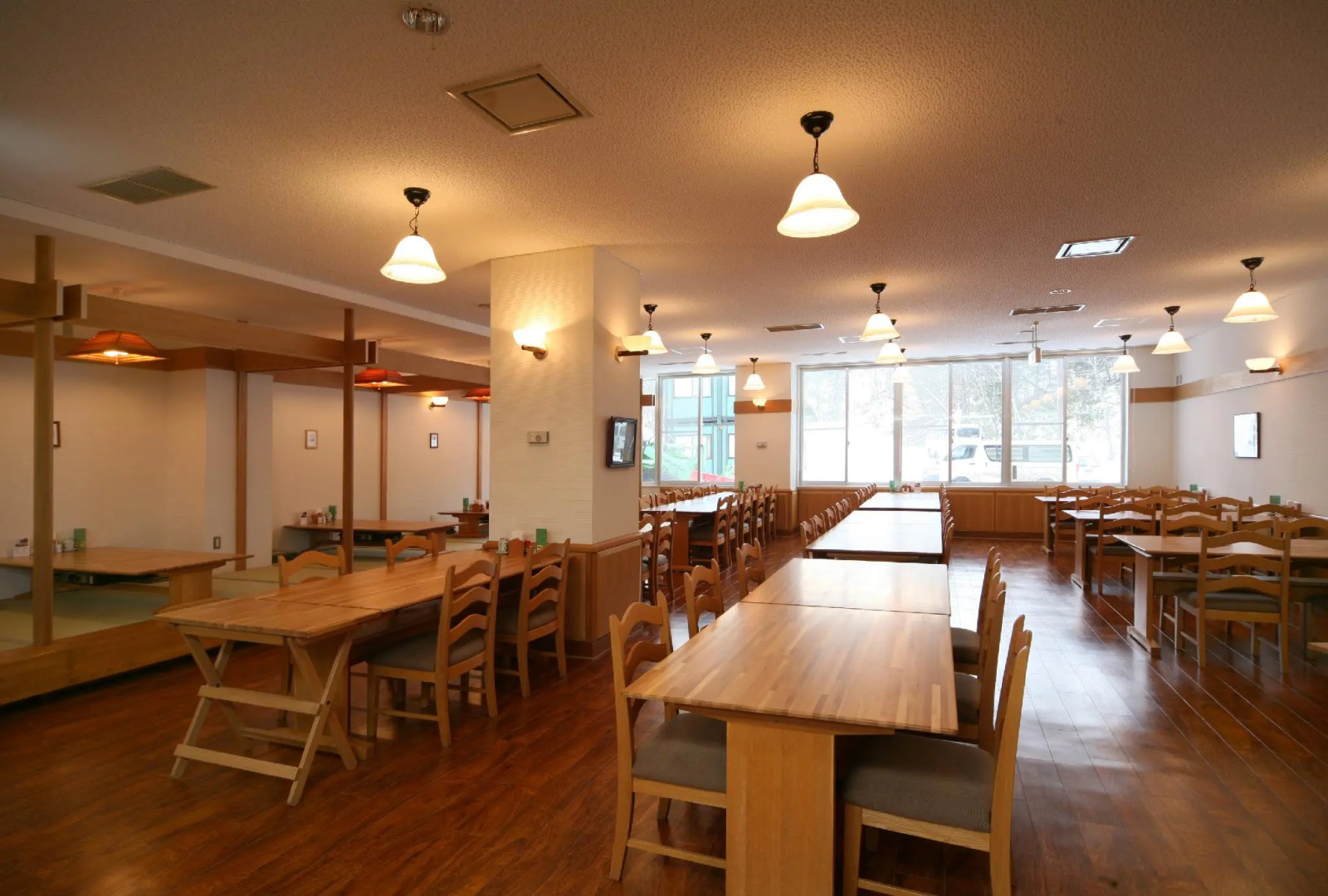 Kokumin Shukusha Higashi Taisetsuso