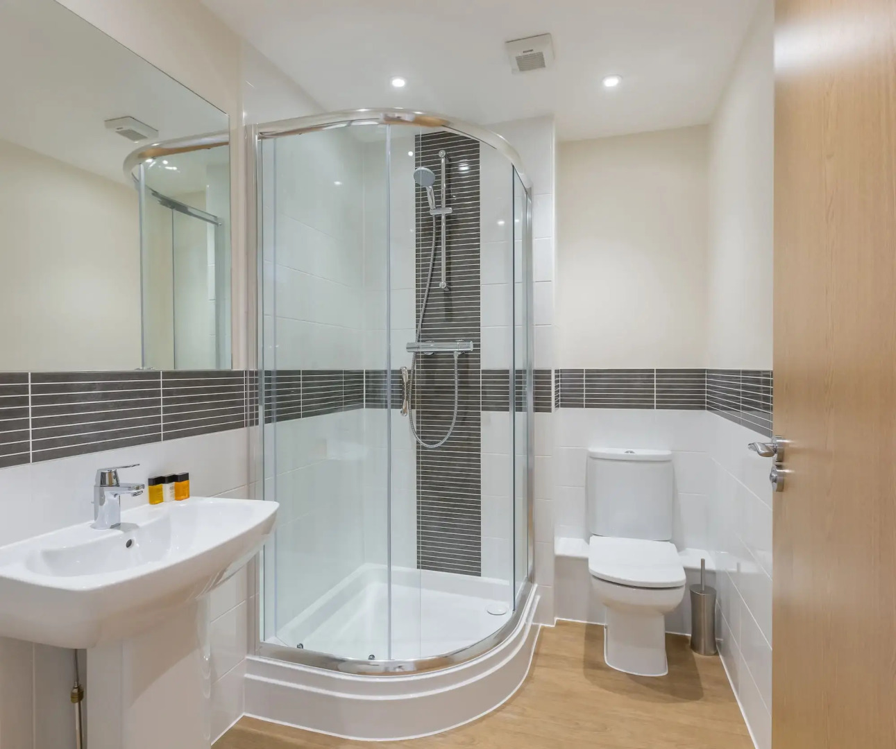 City Wall House by House of Fisher