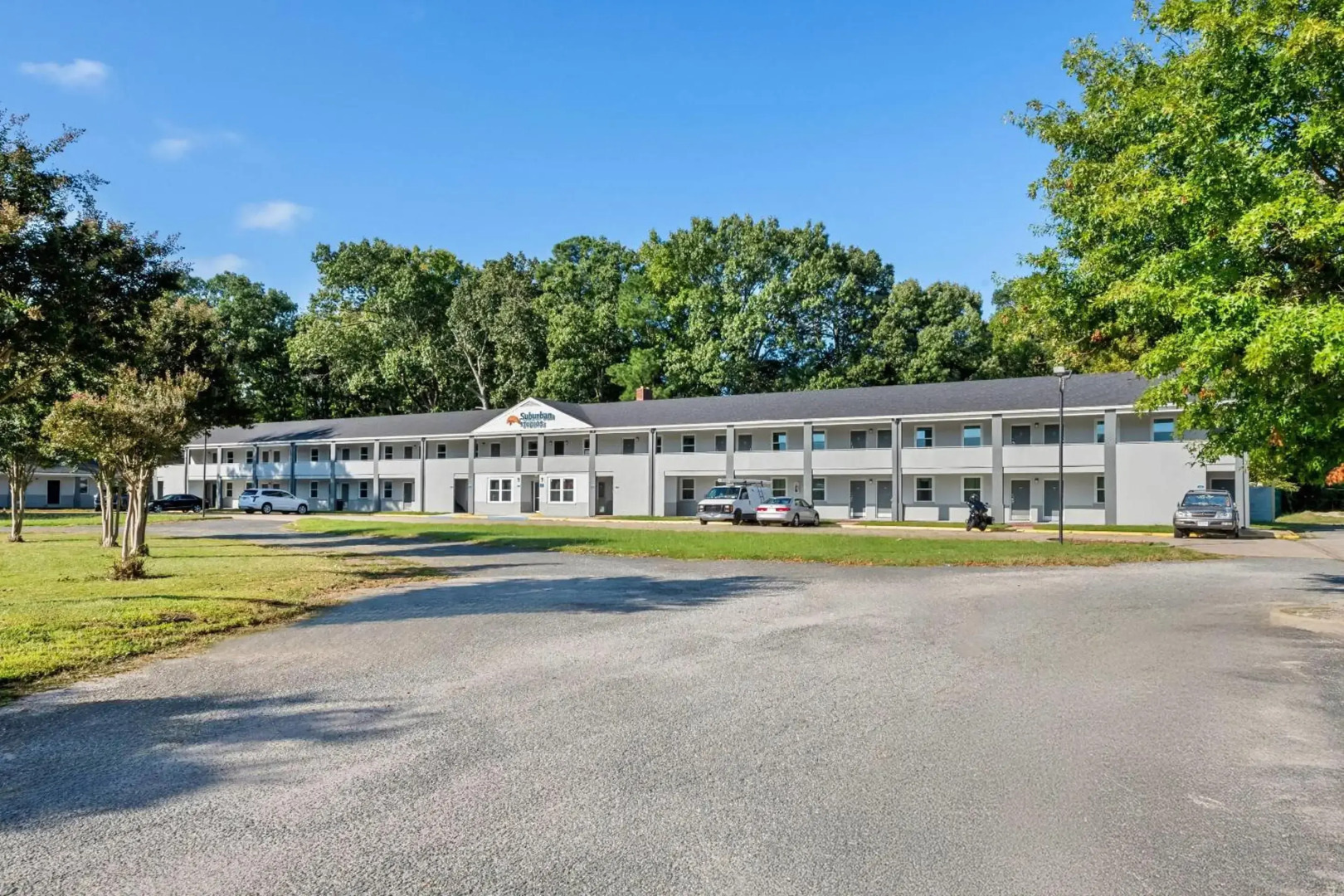 Suburban Studios Newport News – Hampton