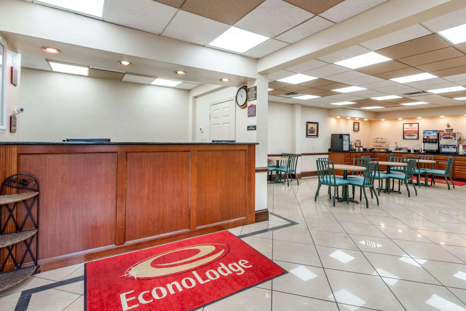 Econo Lodge Louisville Downtown