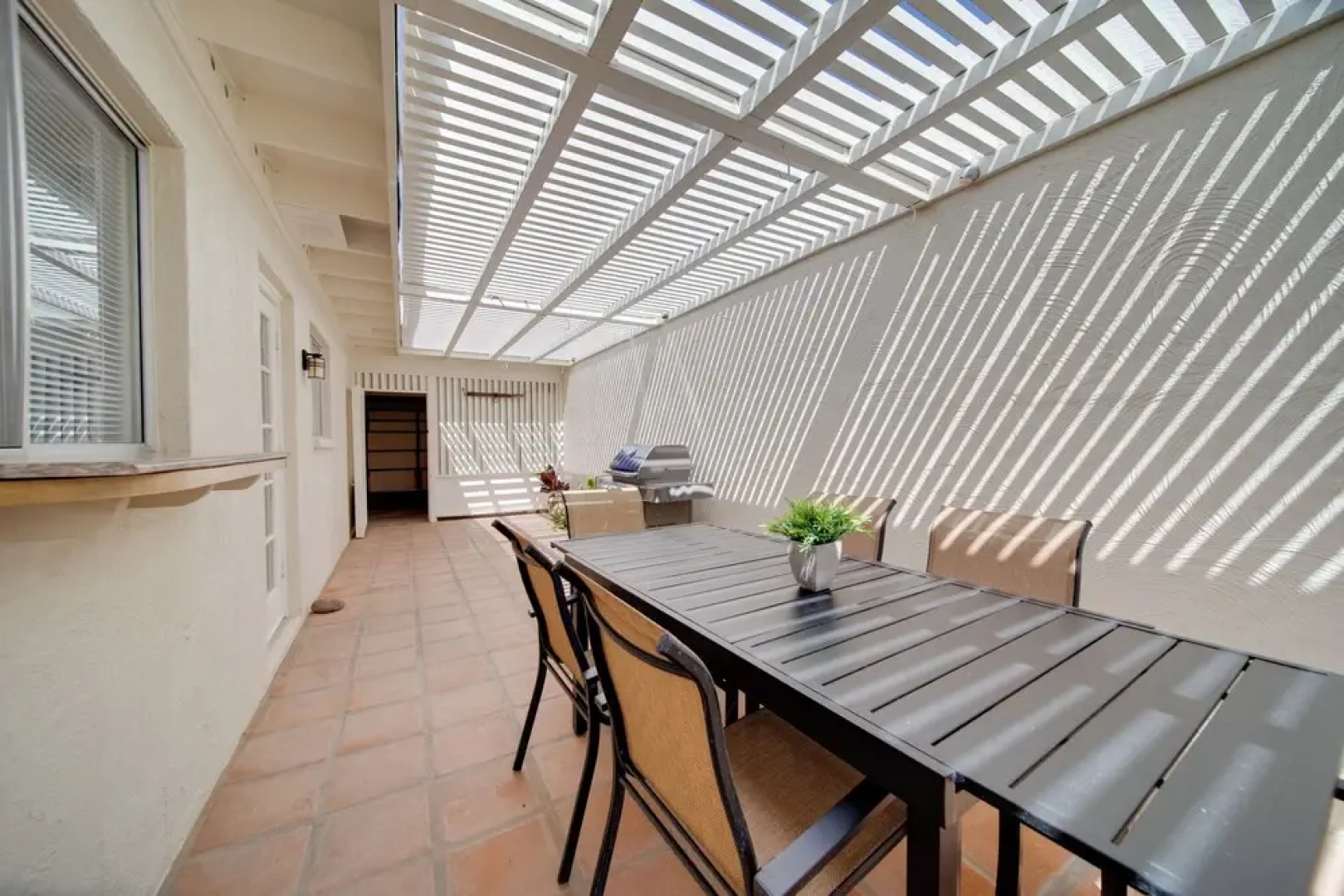 5 Mi to Camelback Ranch: Pet-friendly Home w/ Pool