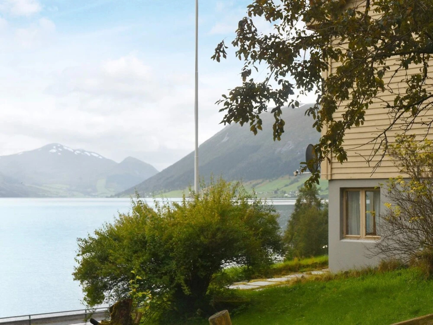 8 Person Holiday Home in Skei i Jølster