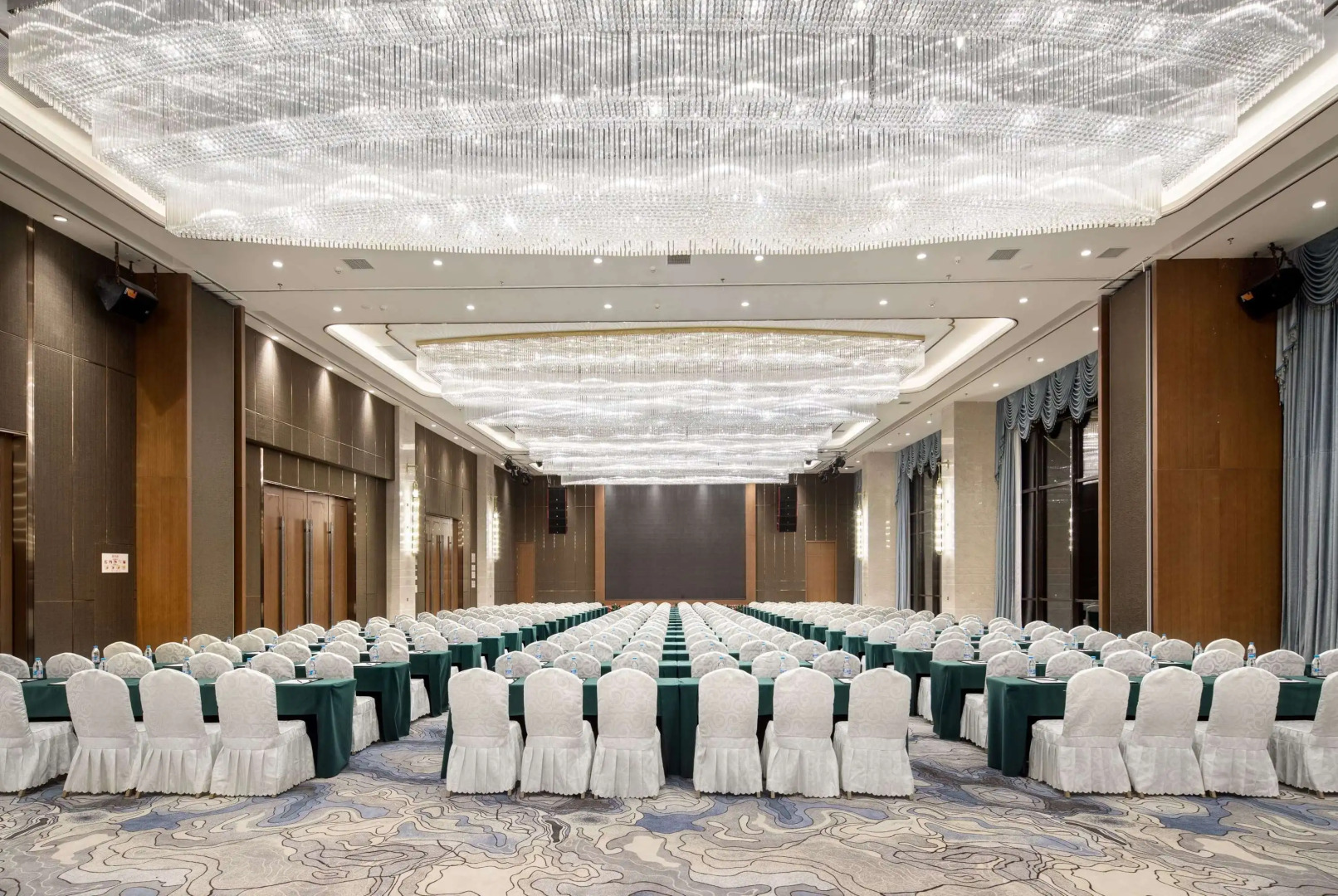 Ramada Plaza by Wyndham Enshi