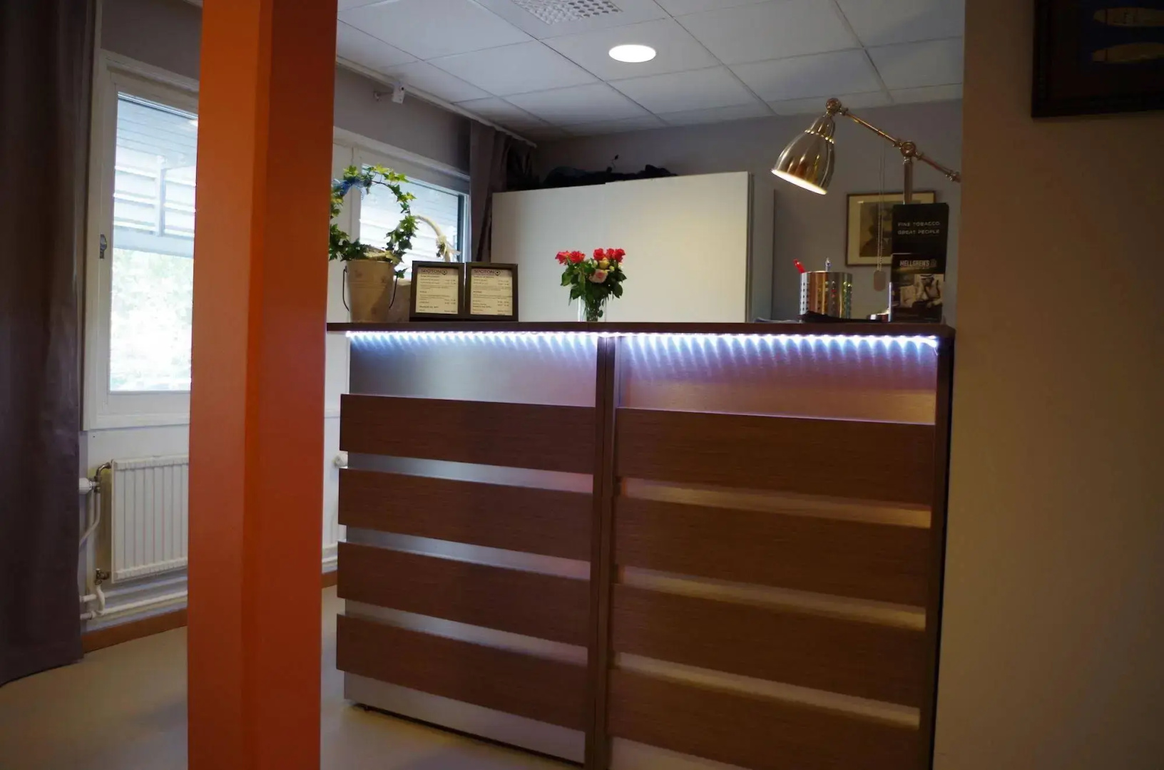 Spoton Hostel & Sportsbar