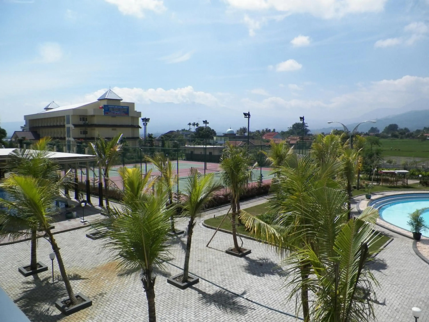 Sutan Raja Hotel And Convention Centre