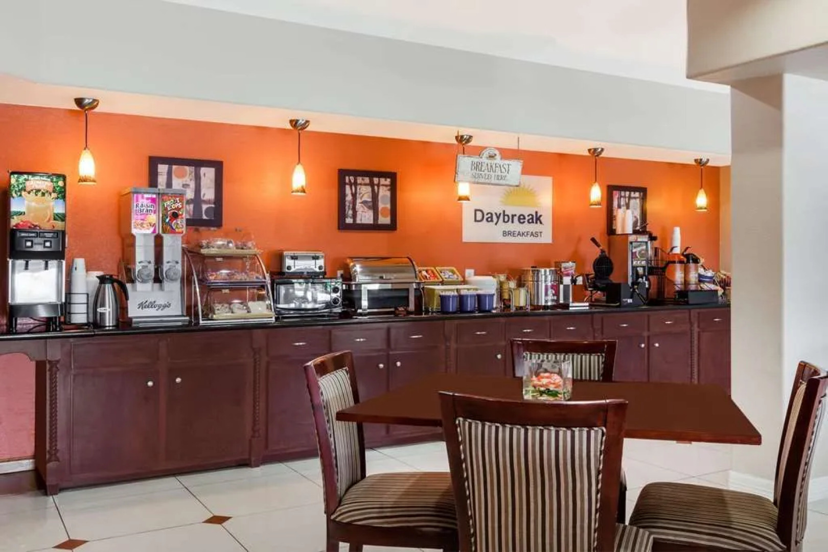 Days Inn And Suites Marquez