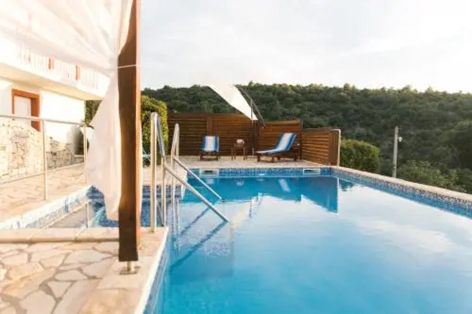 Rustic Apartment Mariva