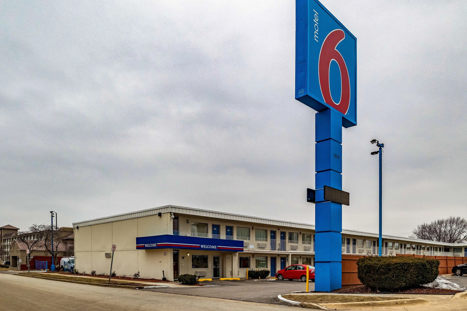 Motel 6 Joliet, IL - I-80