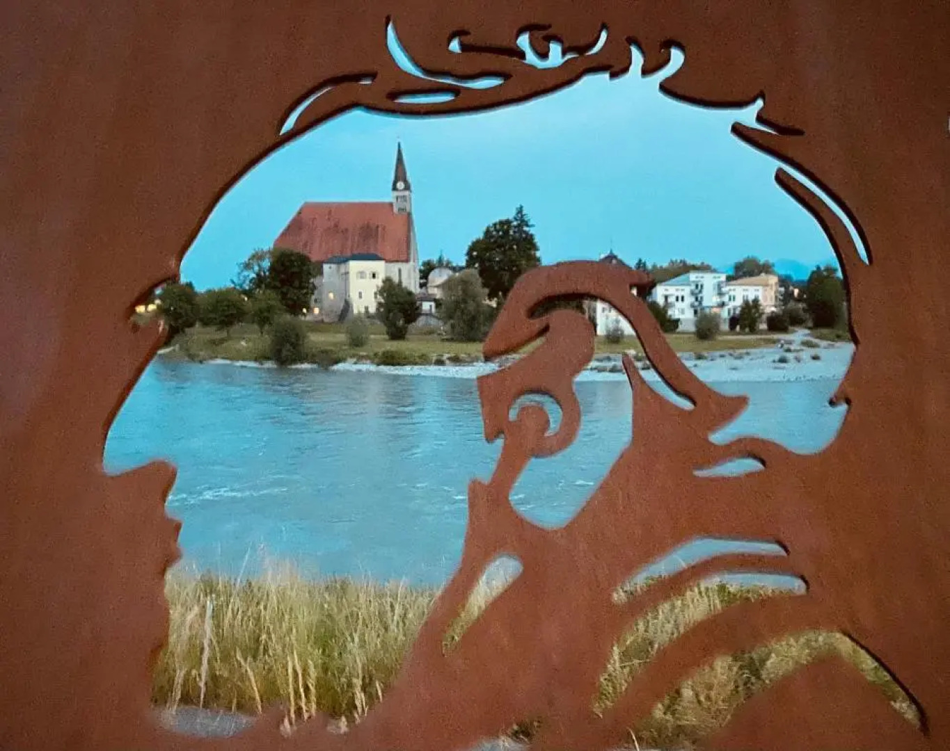 Ferienwohnung an der romantischen Salzachschleife Nähe Salzburg