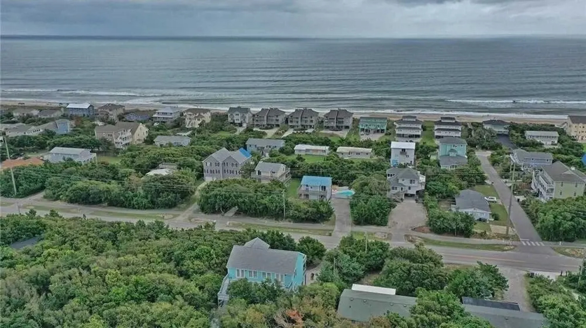 Seas The Moment 5 Bedroom Home by RedAwning