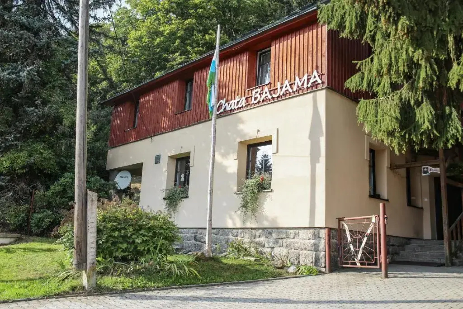 Chata Bajama
