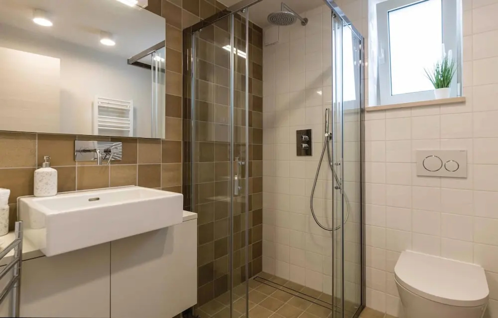 Beautiful Home in Plomin With Jacuzzi, Wifi and 1 Bedrooms