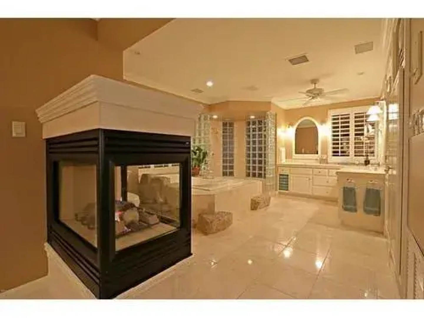 Paradise Valley Homes