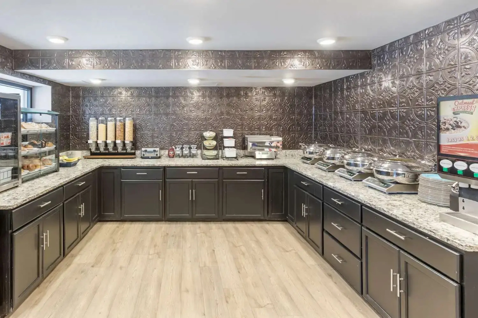 Best Western Plus Milwaukee West