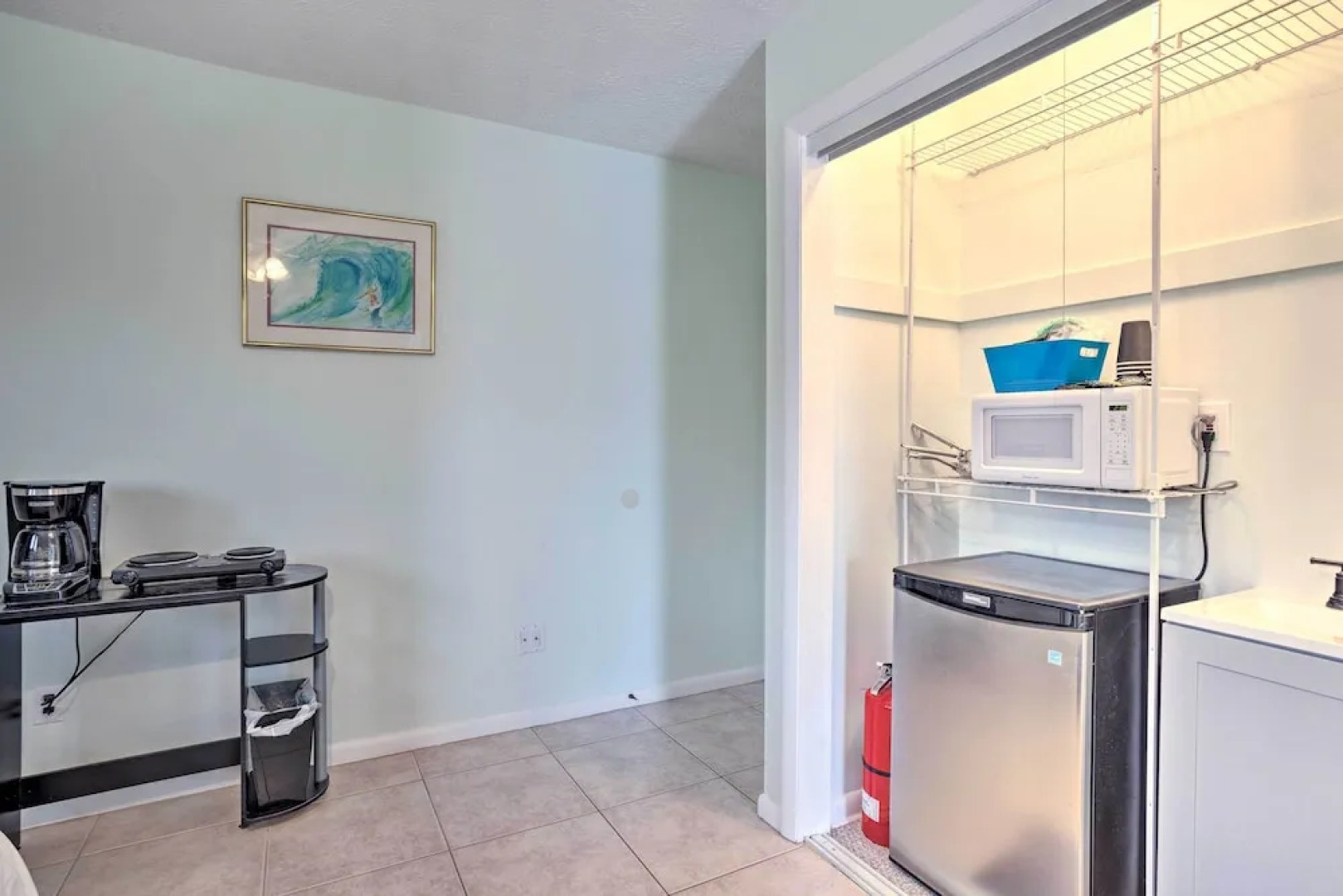 Pet-friendly Jensen Beach Home w/ Yard Near Ocean!