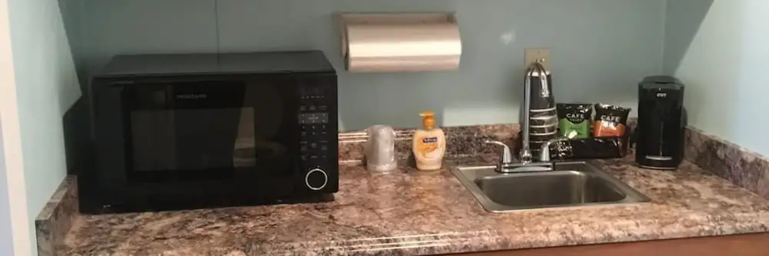 Fenwick Islander Motel