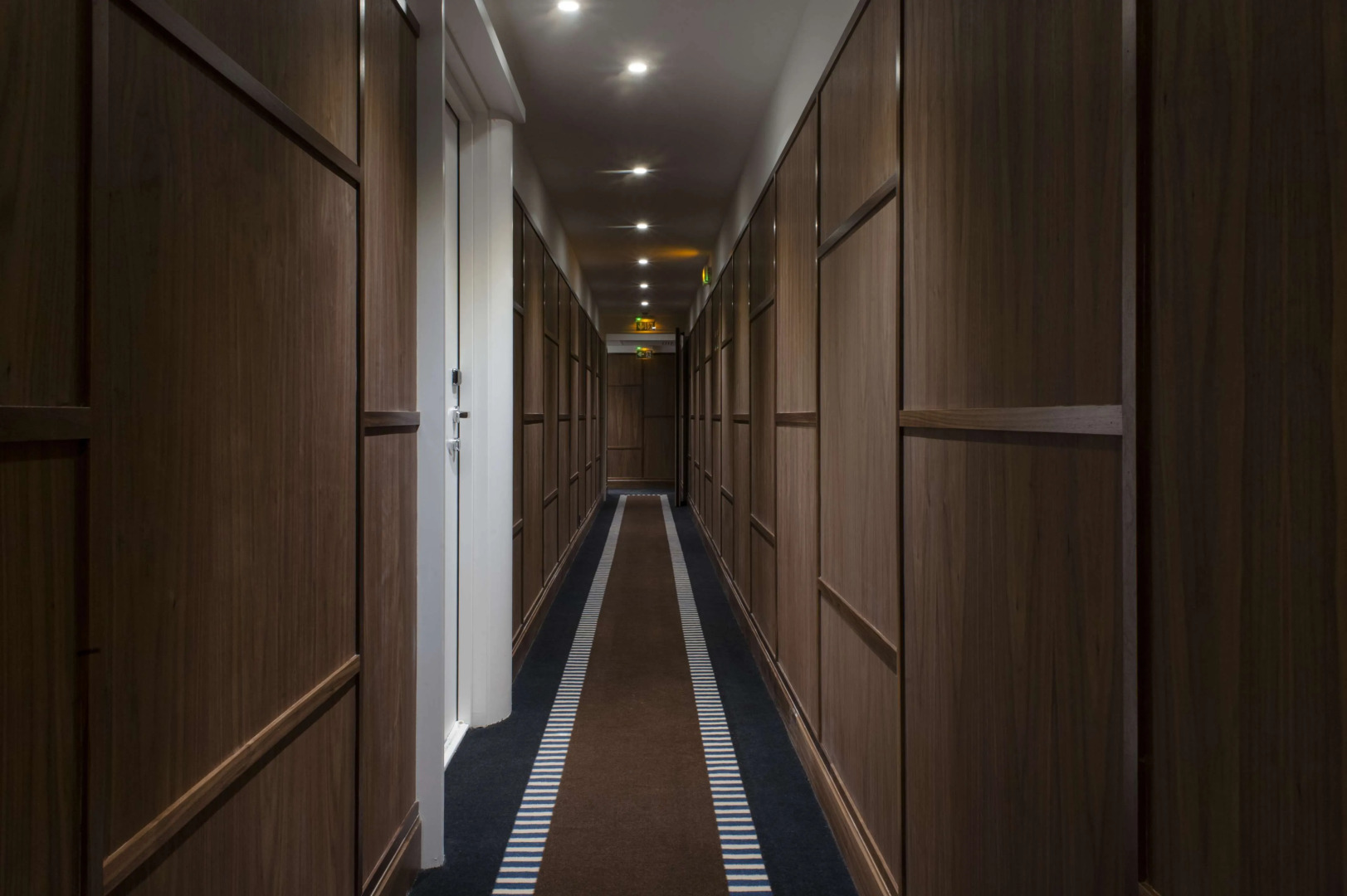 Hôtel Eiffel Blomet