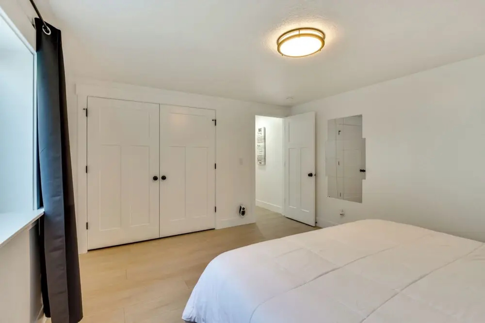 Sleek & Modern Morgan Abode: Great for Families!