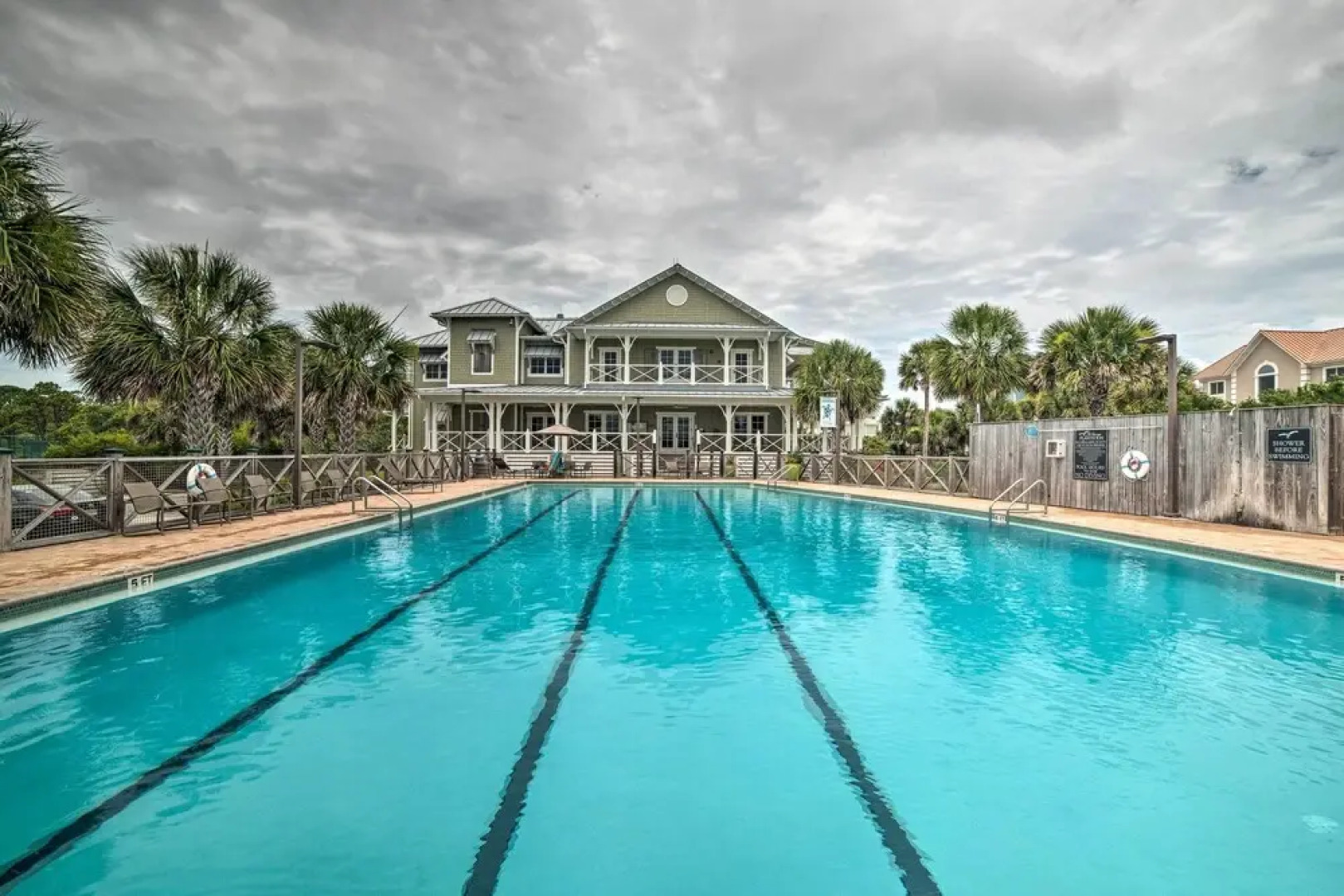 Breezy St George Island Escape w/ Private Dock!