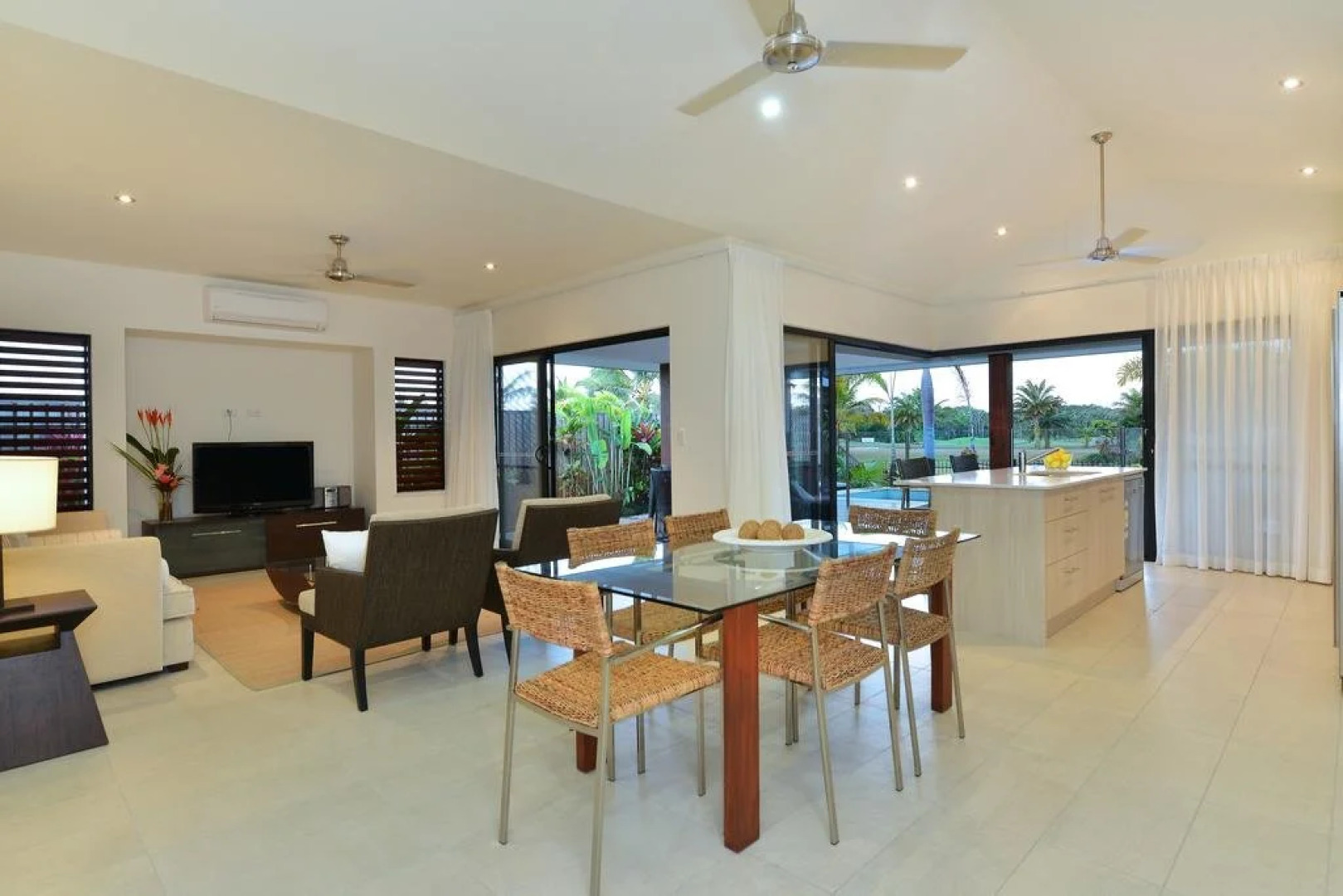 17 Cascade House - Luxury Holiday Home