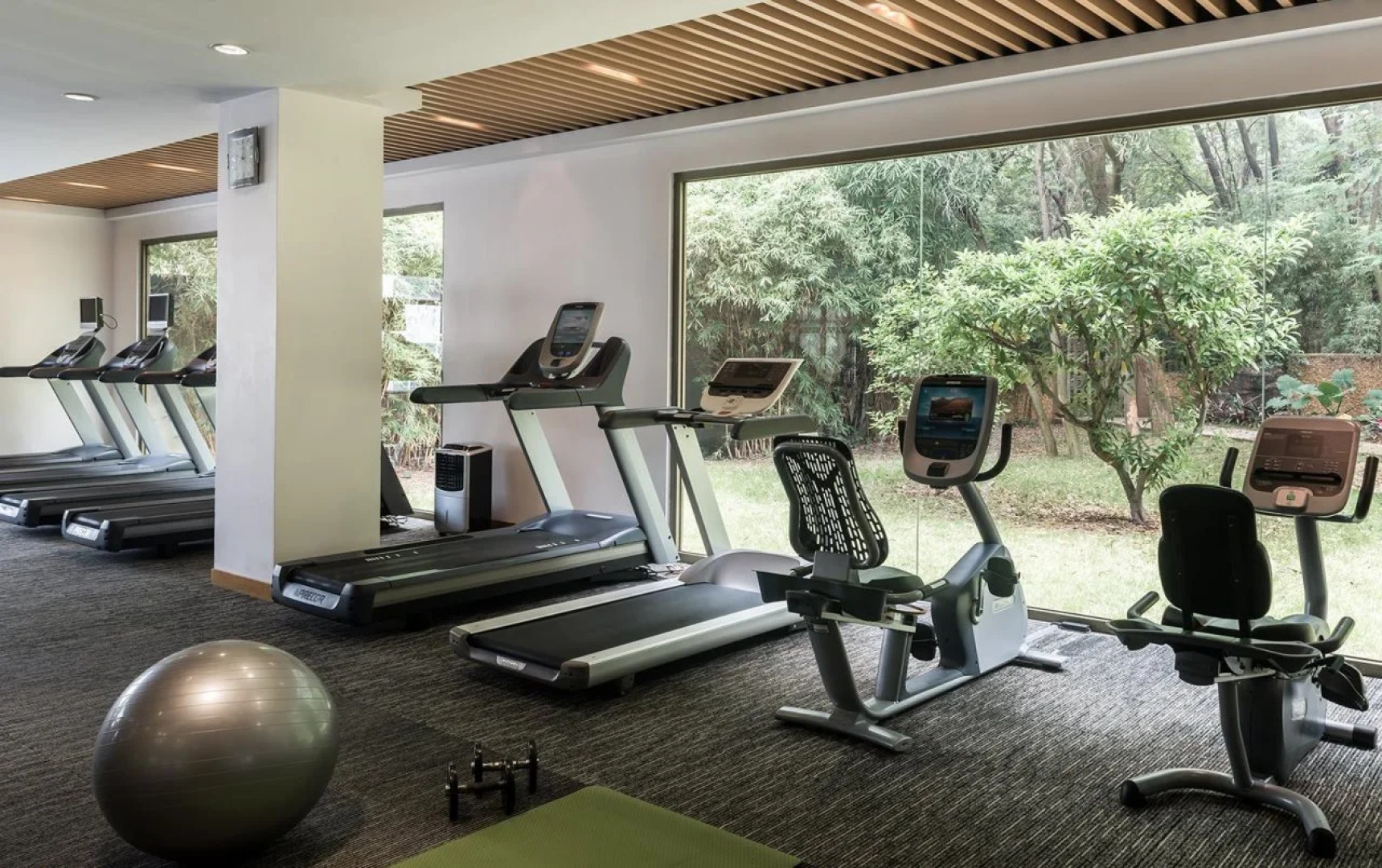 Pullman Dongguan Forum