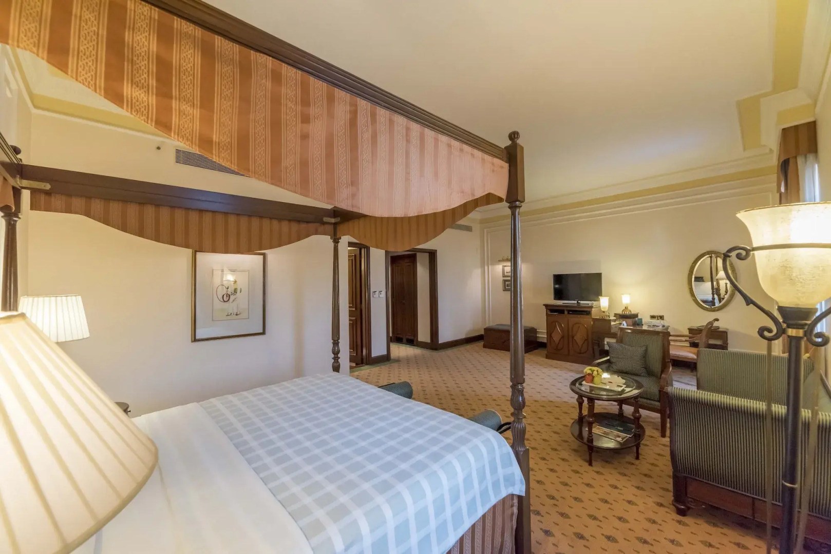 The Oberoi Grand Kolkata Hotel