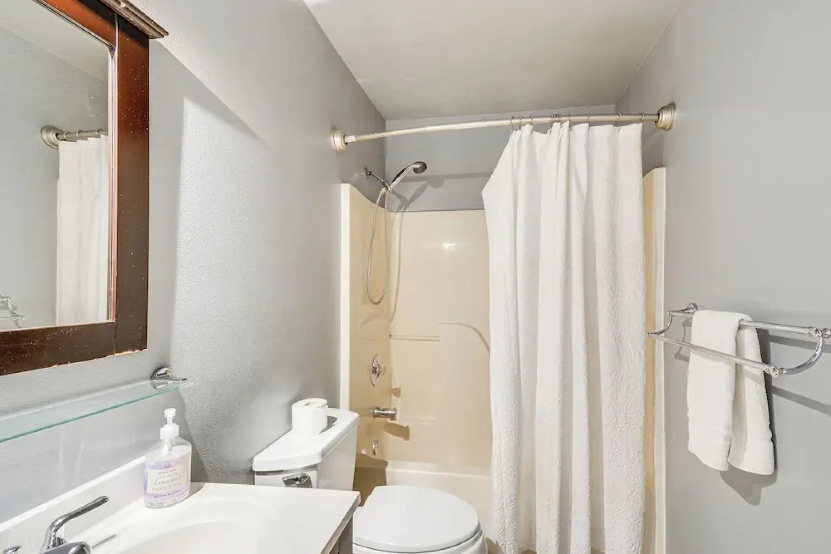 Bainbridge Island Group Retreat w/ Pickleball!