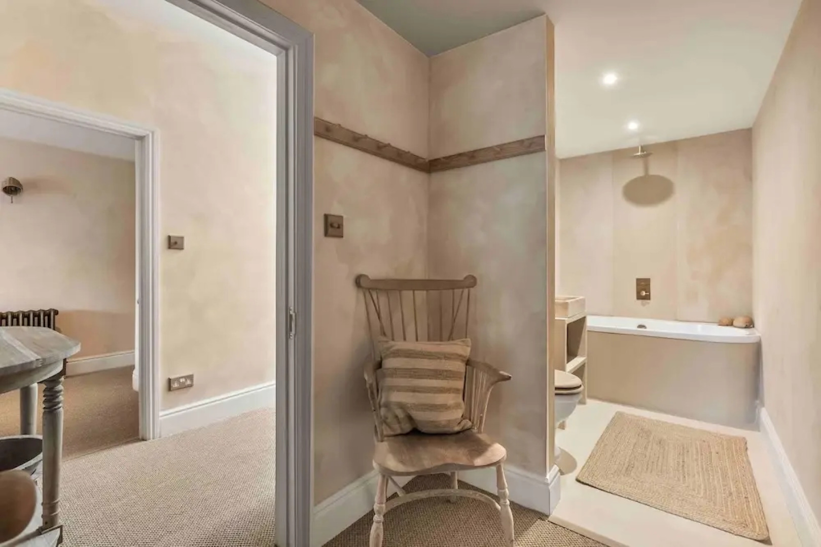 Chantry House With Free Parking By My Getaways