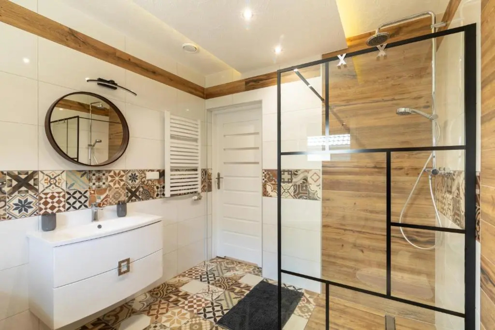 Apartamenty Max House