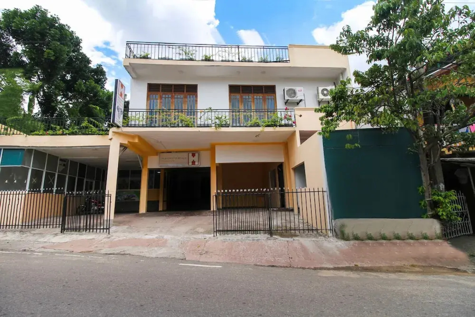 OYO 276 Heavenly Heritage