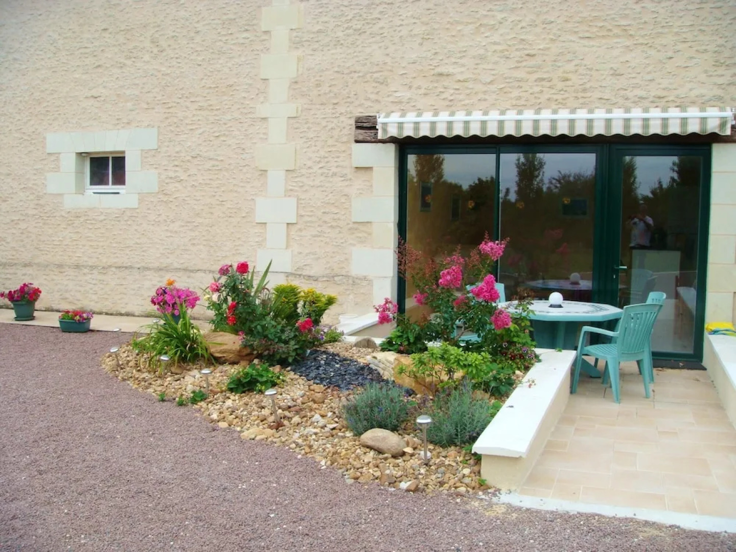 House With 2 Bedrooms in Mouterre-silly, With Shared Pool, Enclosed Garden and Wifi - 180 km From the Beach