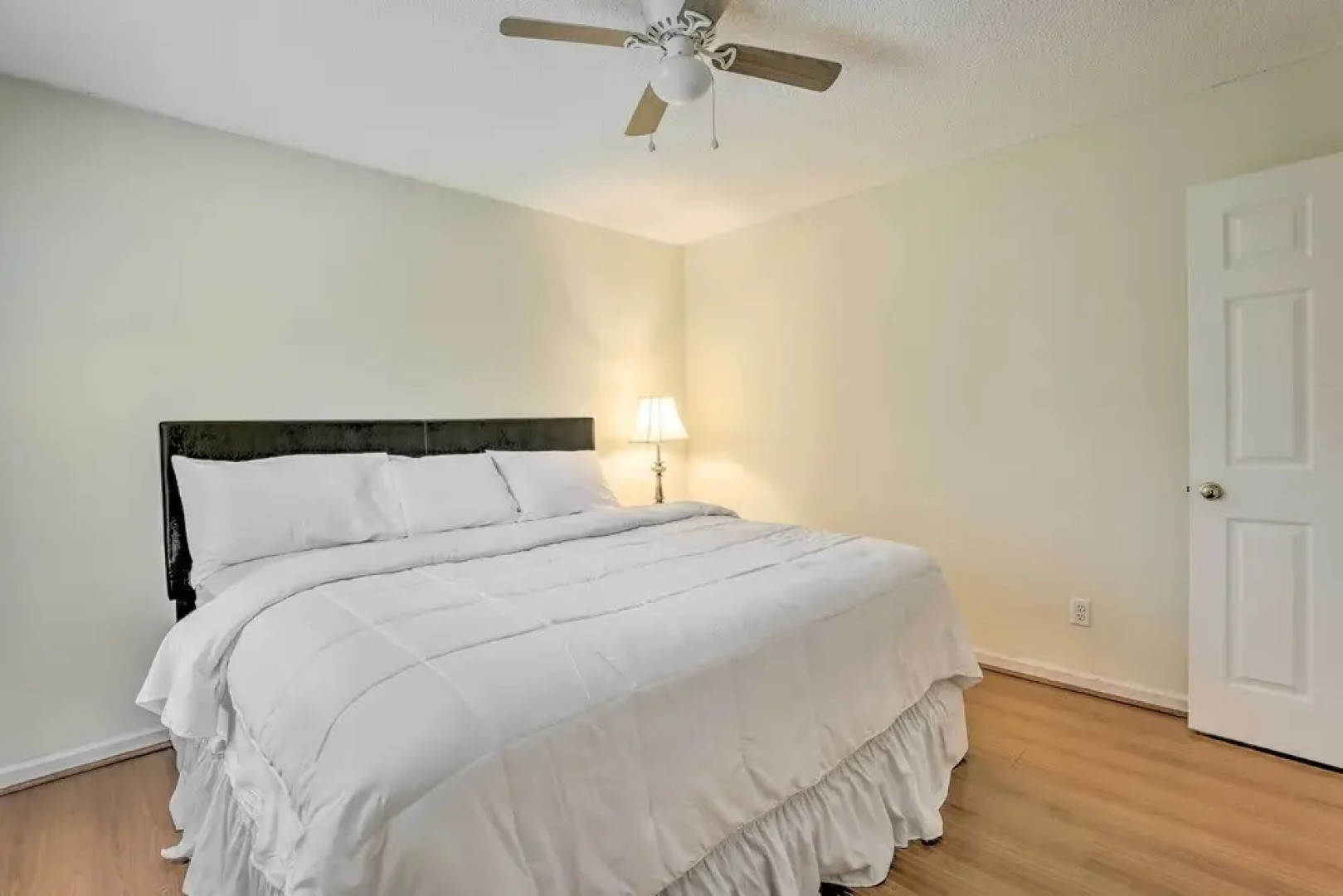 Pet-friendly House w/ Deck in Lawrenceville