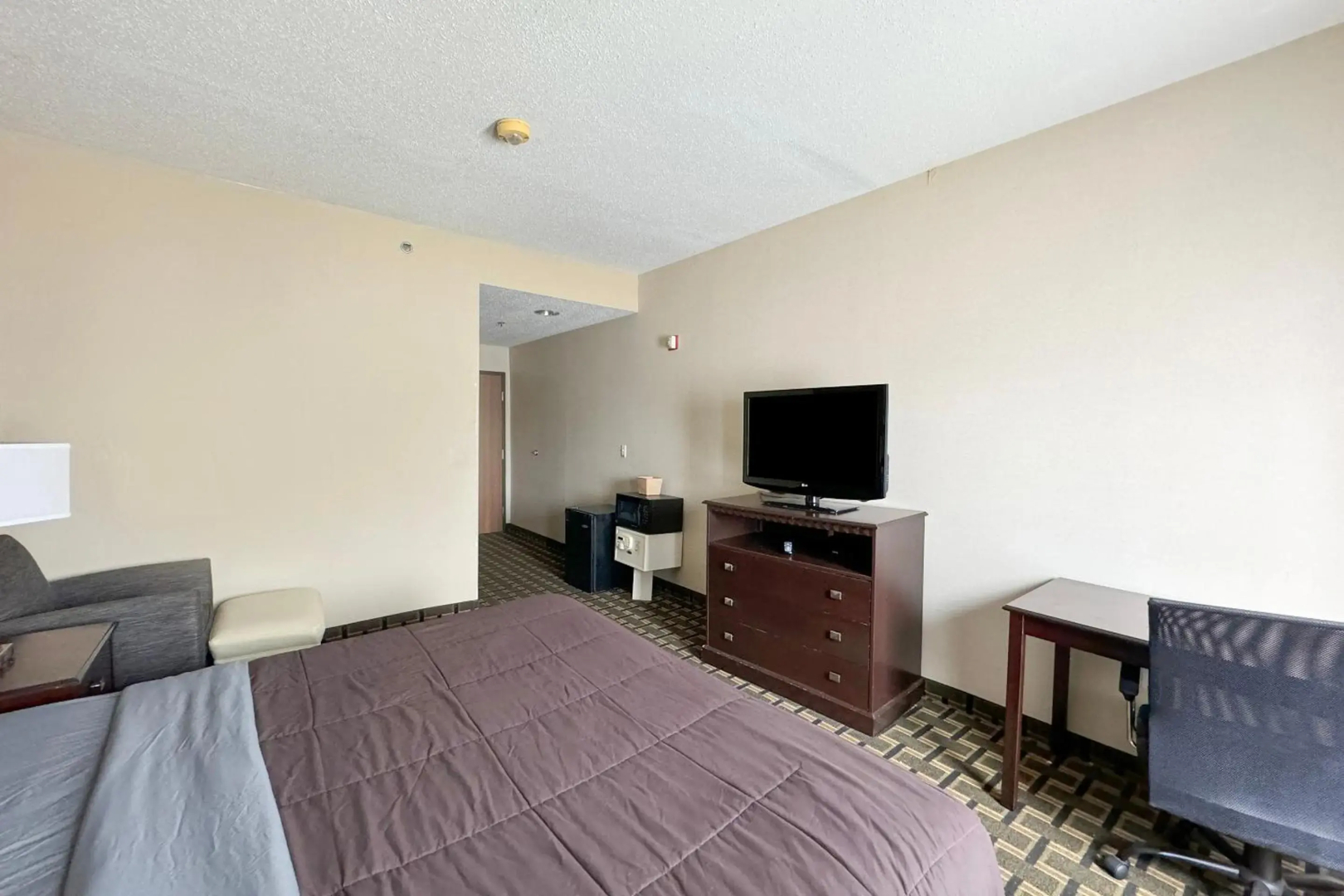 FairBridge Inn & Suites Batavia - Darien Amusement Park