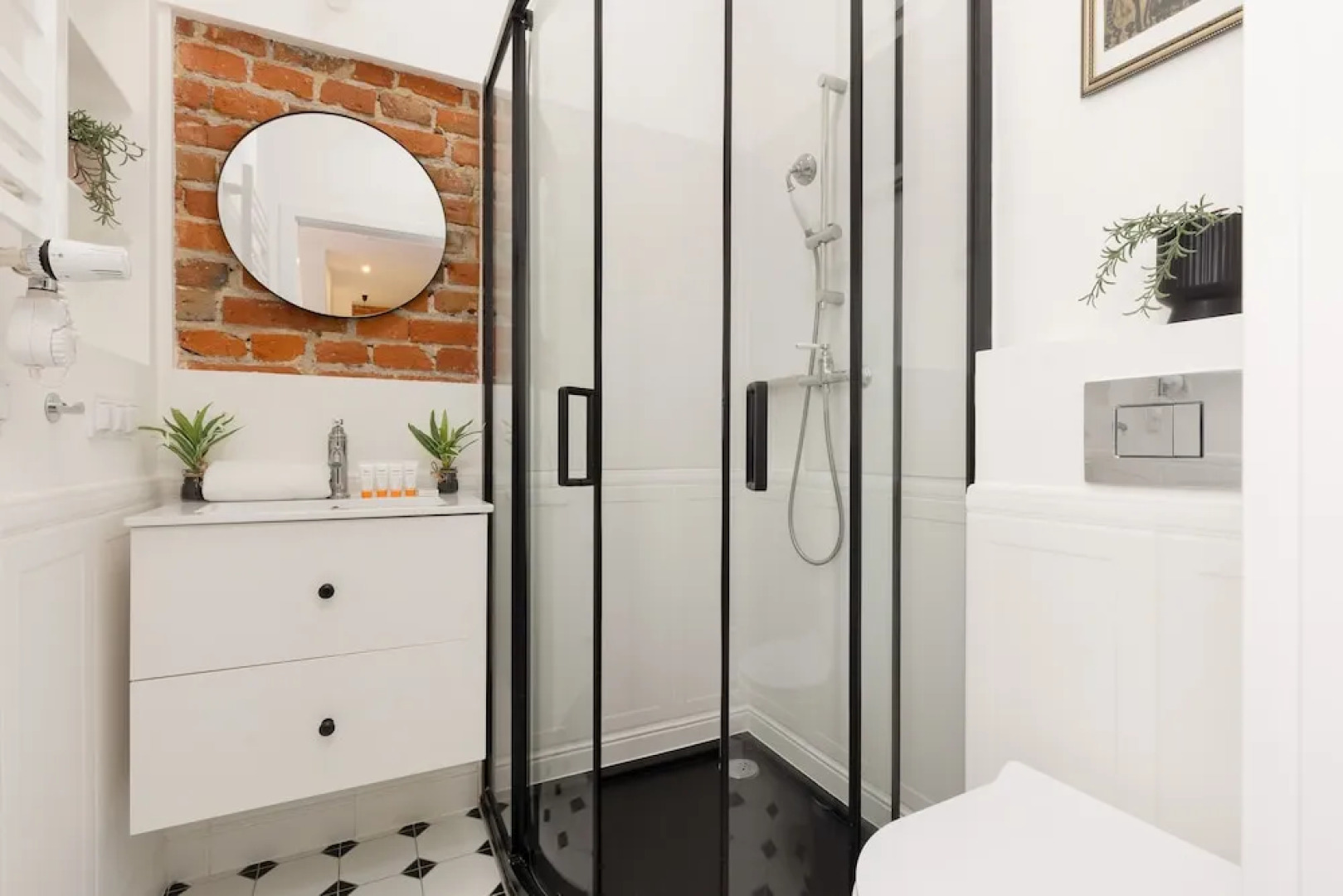 Atmospheric Apartment by Renters