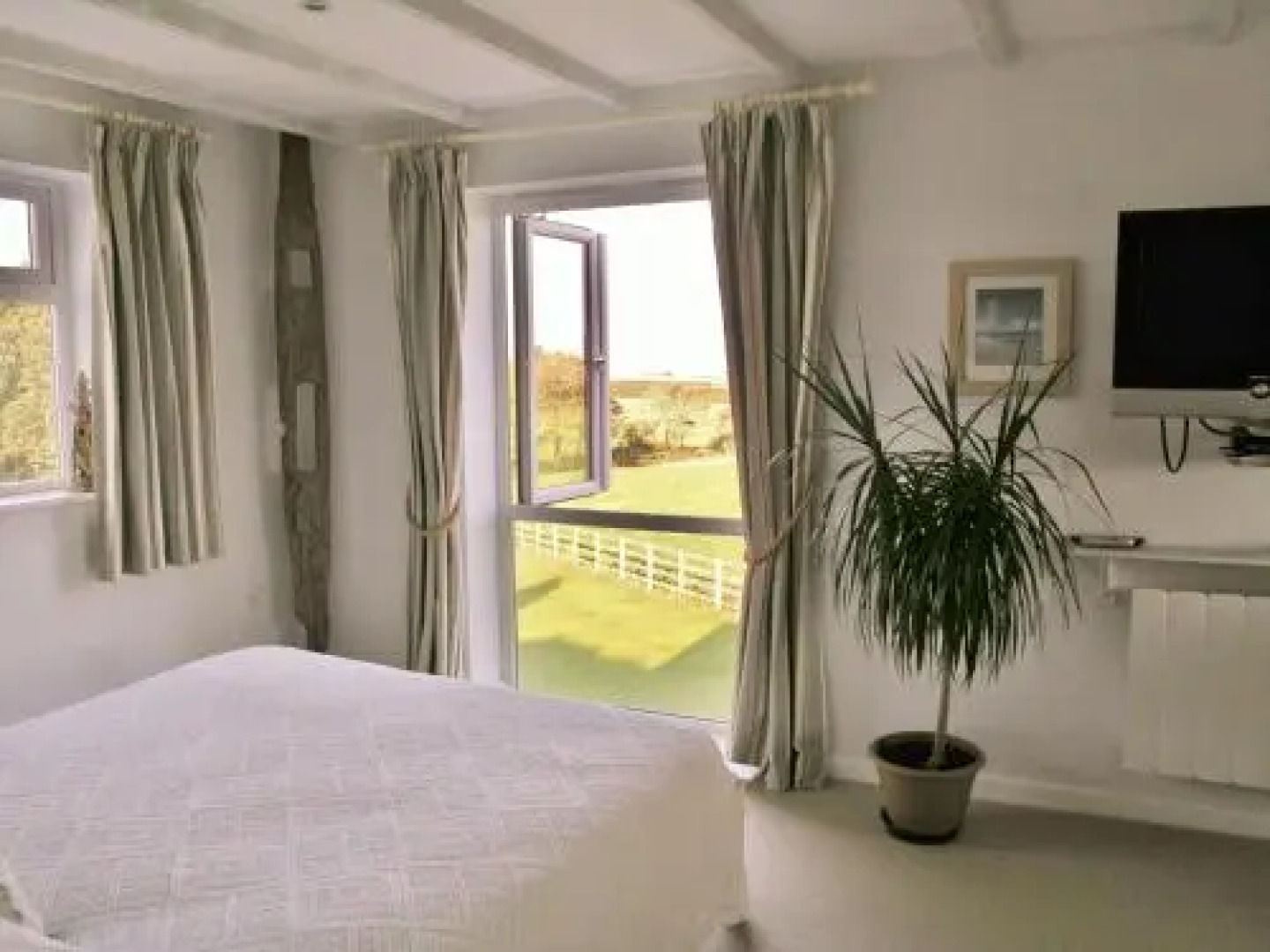 Woodlands Country House