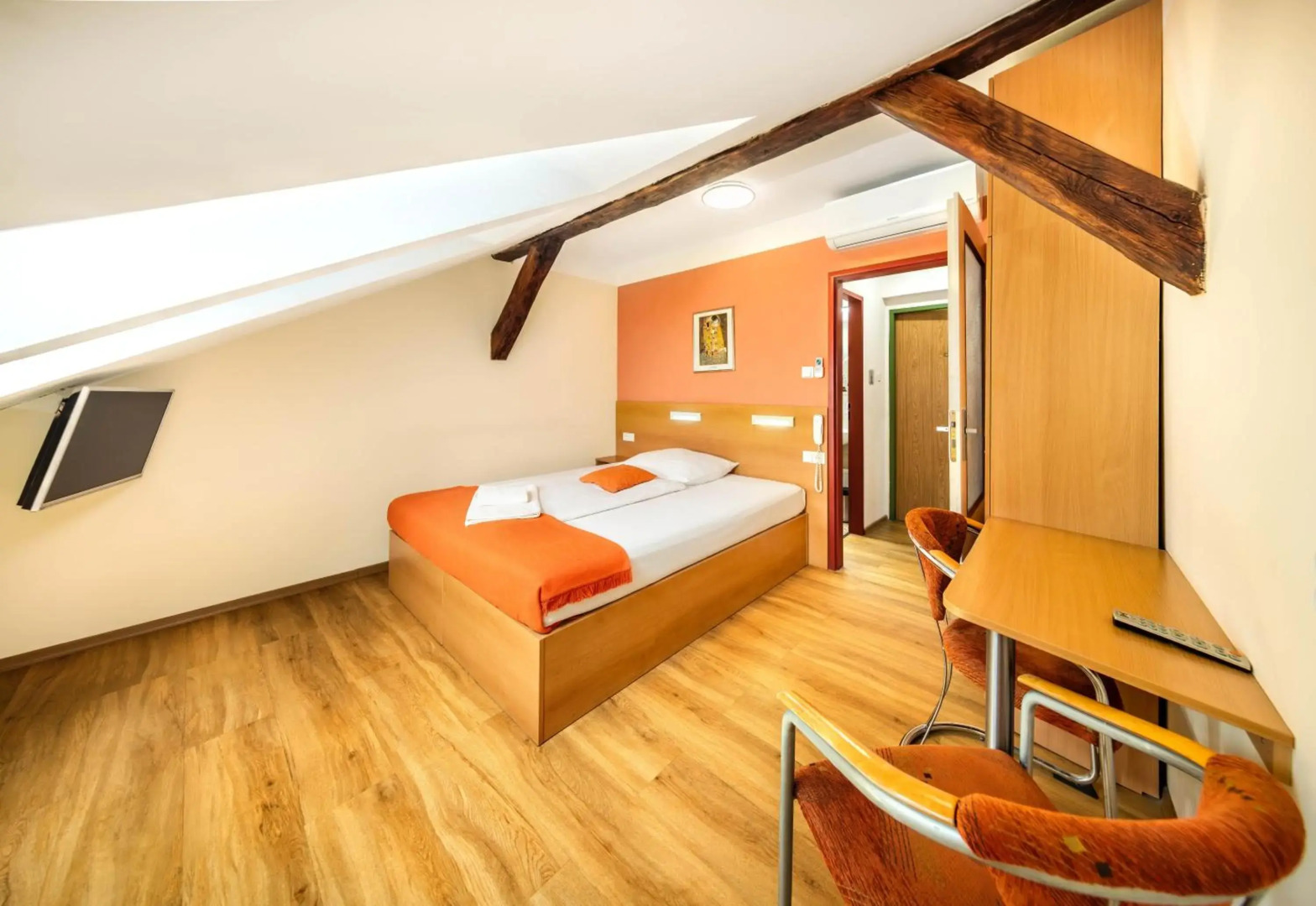 Hotel Golden City Garni