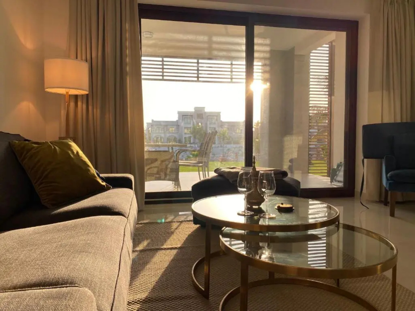 SL19 Lovely 2-bedroom apartment with gorgeous garden and south lagoons view