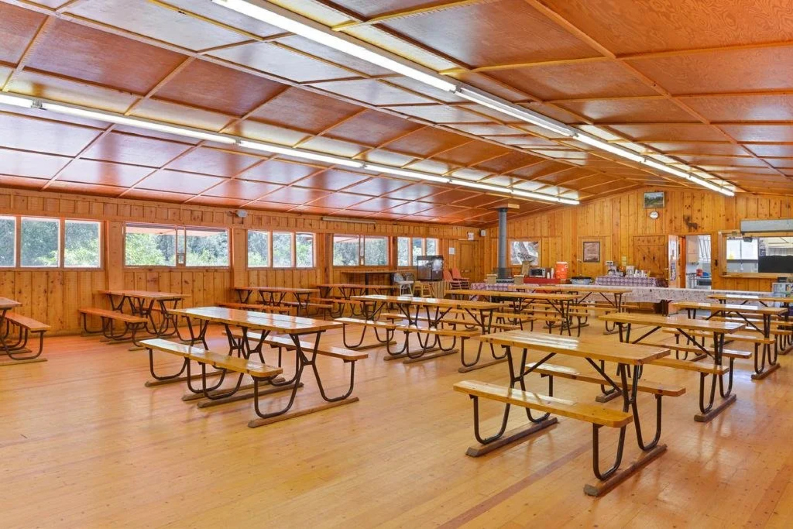 Cutty's Hayden Creek Resort